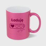 Kubek Ładuję baterie perłowy fuksja (330 ml)